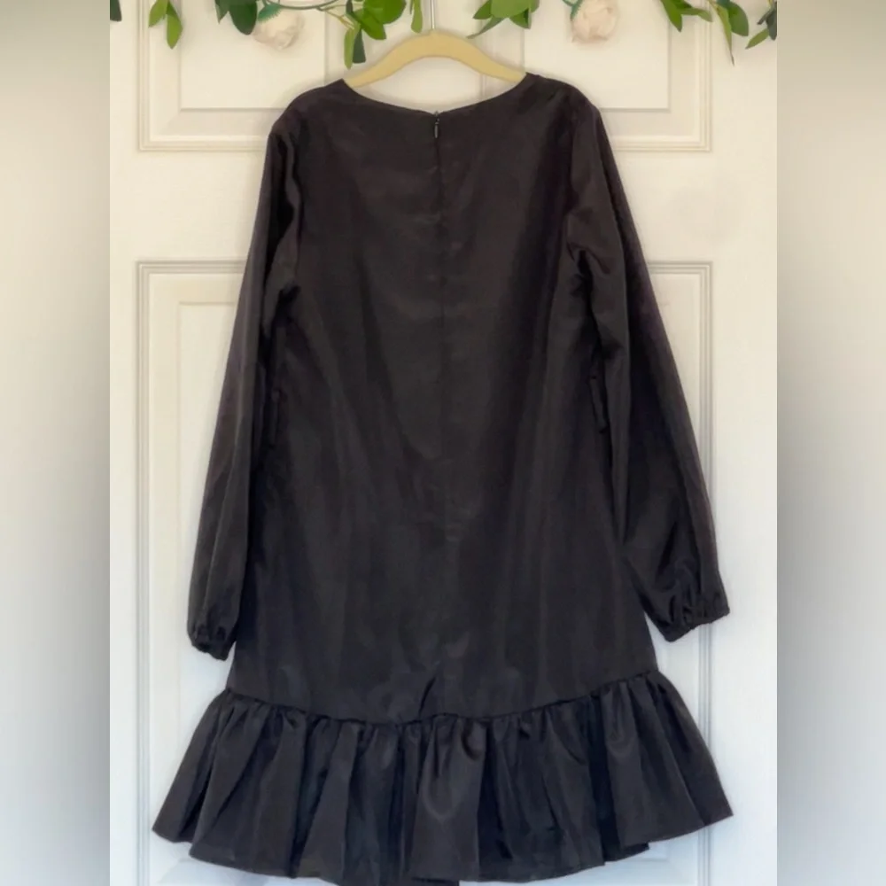 AMAZON Black A-Line Pleated Costume Dress- Size 140 (8-10yr)